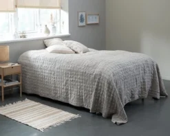 Couvre-lit BALLBLOM 240x260 Beige -Magasin De Meubles 149598