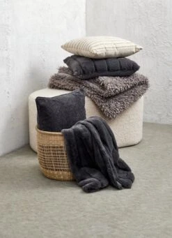 Plaid HASSEL 120x160 Gris -Magasin De Meubles 186166 1